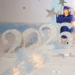 Grad Year Pathway and Wall Decor Kit