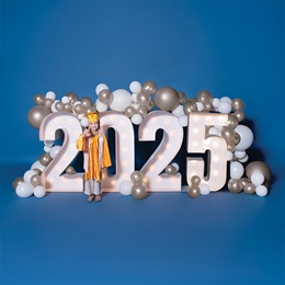 Lighted Year Photo Prop Kit - Silver/White